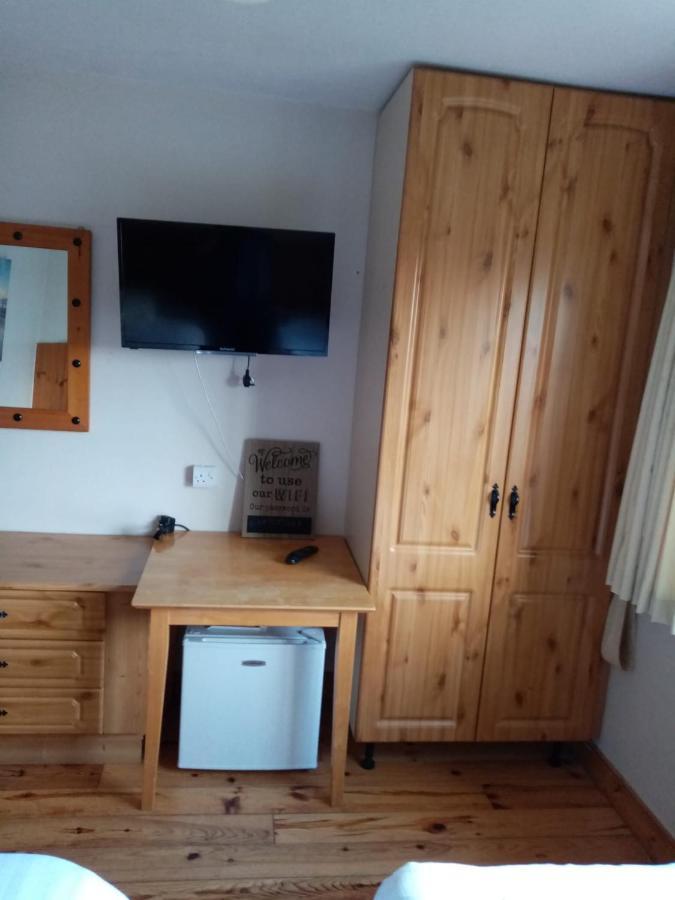 Parnell House Bed & Breakfast Ennis Bagian luar foto